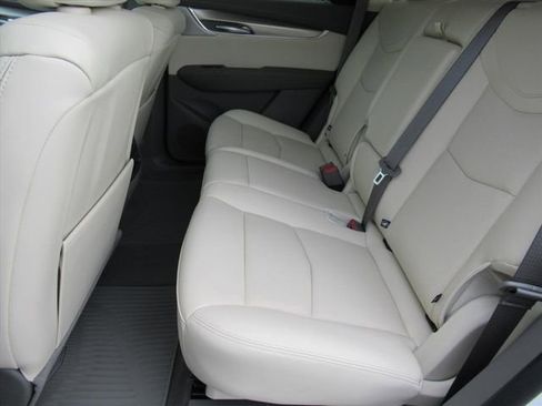 New 2025 Cadillac XT5 Premium Luxury w/ Technology Package image 31