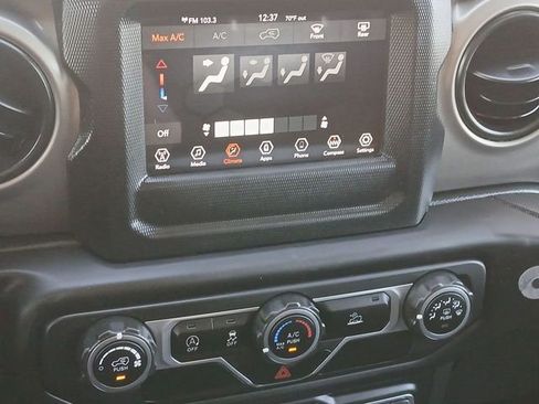 Used 2021 Jeep Wrangler Unlimited Sport AWD/4WD image 18