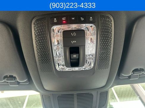Used 2025 Mercedes-Benz GLS 450 4MATIC image 57