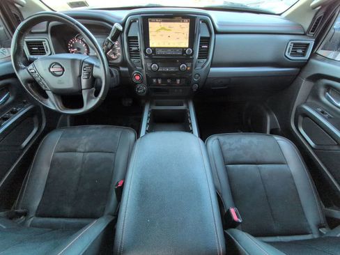Used 2020 Nissan Titan PRO-4X image 28