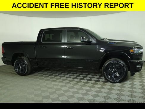Used 2026 RAM 1500 Big Horn AWD/4WD image 2