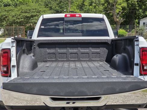 New 2026 RAM 3500 Tradesman AWD/4WD image 8