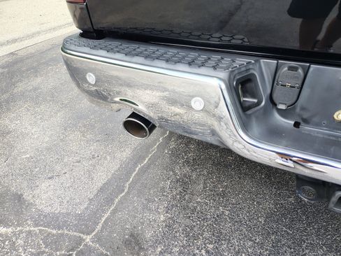 Certified 2017 RAM 1500 Big Horn AWD/4WD image 12