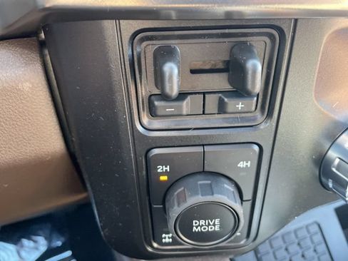 New 2026 Ford F350 King Ranch w/ FX4 Off-Road Package AWD/4WD image 28