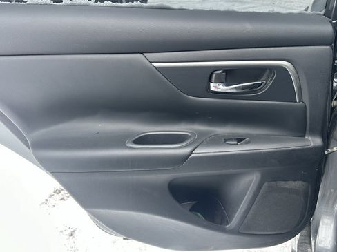 Used 2015 Nissan Altima 2.5 S w/ Special Edition Package image 13