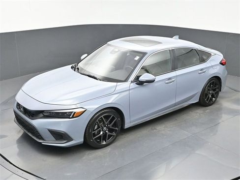 Certified 2022 Honda Civic Sport Touring image 30