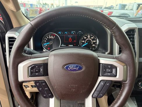 Used 2018 Ford F150 Lariat w/ Trailer Tow Package AWD/4WD image 22