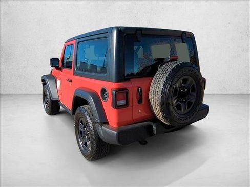 Used 2018 Jeep Wrangler Sport image 8