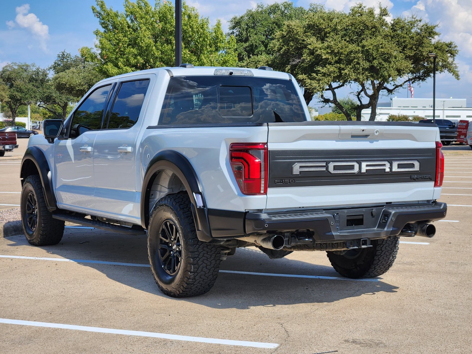 Used 2025 Ford F150 Raptor AWD/4WD image 4