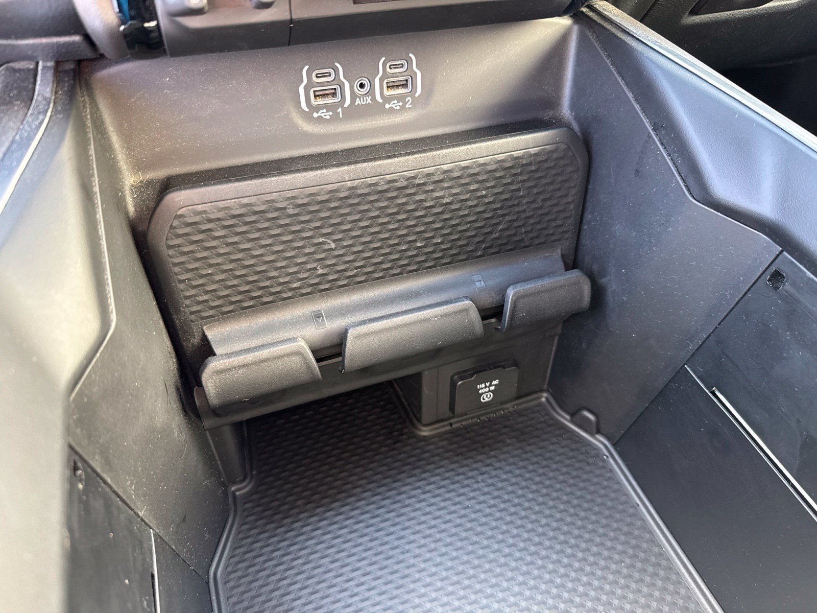 Used 2023 RAM 1500 Laramie AWD/4WD image 27