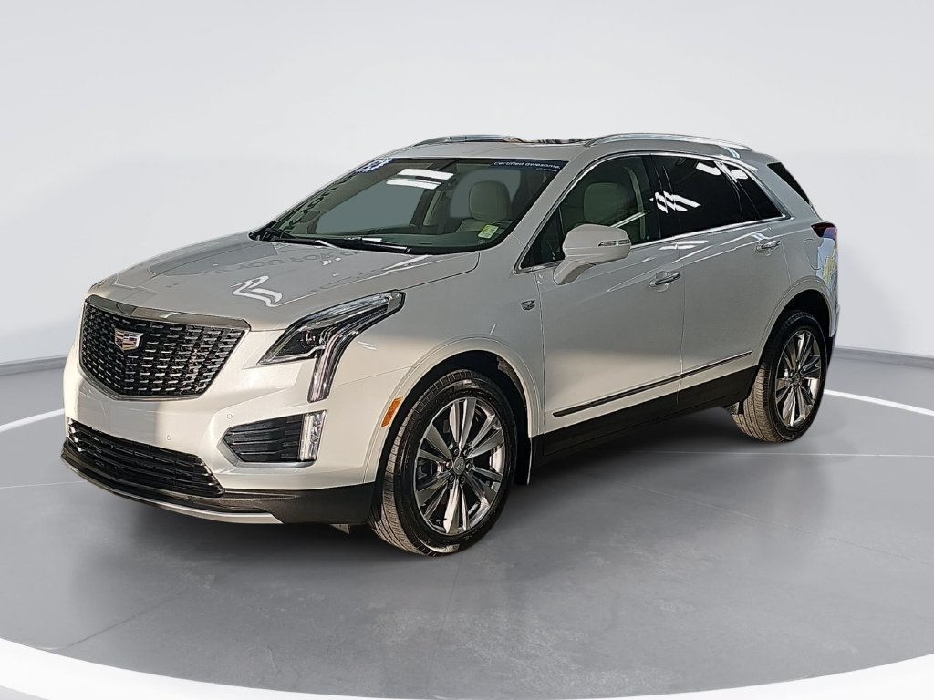 Used 2024 Cadillac XT5 Premium Luxury w/ LPO, Floor Liner Package AWD/4WD image 9