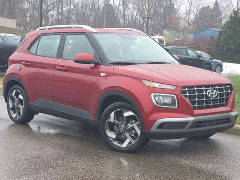 New 2026 Hyundai Venue SEL image 2