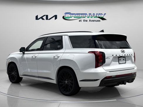 Used 2024 Hyundai Palisade Calligraphy AWD/4WD image 4