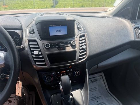 Used 2020 Ford Transit Connect XL FWD image 17