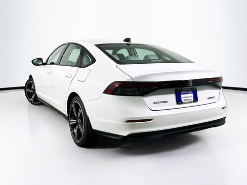 Used 2026 Honda Accord SE image 6