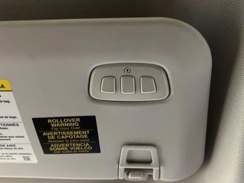 Used 2021 Ford Escape Titanium w/ Titanium Elite Package image 40