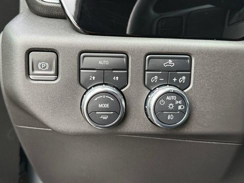 Used 2023 GMC Sierra 1500 Elevation AWD/4WD image 23