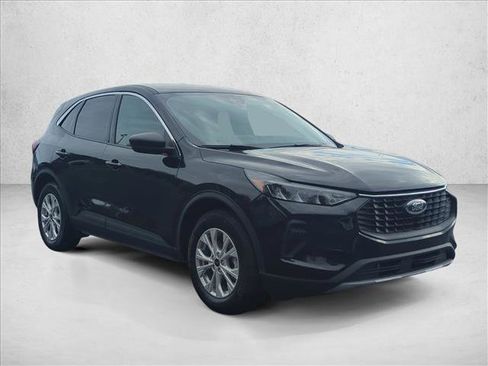 Used 2024 Ford Escape Active w/ Tech Pack #1 image 3