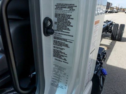 New 2025 Chevrolet Low Cab Forward 5500 XD RWD image 14