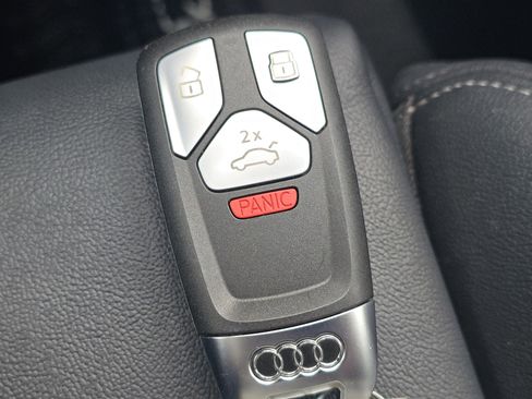 Certified 2022 Audi Q5 2.0T Premium w/ Convenience Package image 29