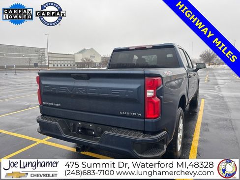 Used 2021 Chevrolet Silverado 1500 Custom image 4