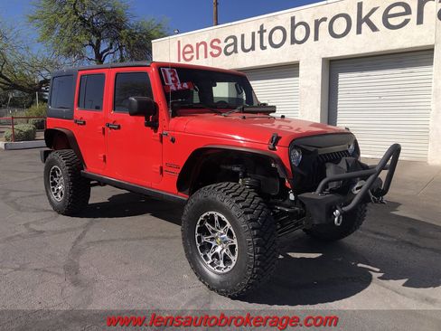 Used 2013 Jeep Wrangler Unlimited Sport w/ Connectivity Group image 6