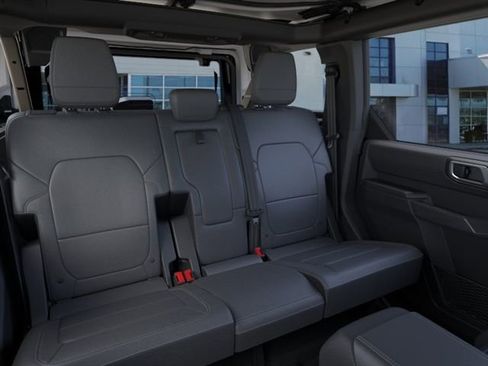 New 2026 Ford Bronco Outer Banks AWD/4WD image 11
