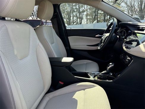 Used 2022 Buick Encore GX Select image 31