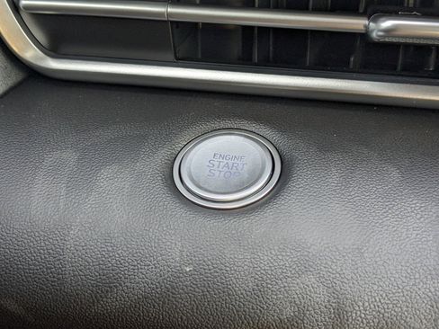 New 2025 Hyundai Elantra Blue image 27