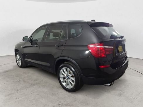 Used 2017 BMW X3 xDrive28i image 3
