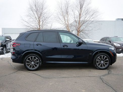 Used 2026 BMW X5 xDrive40i AWD/4WD image 11