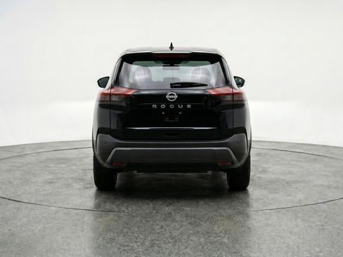 Used 2025 Nissan Rogue SV image 7