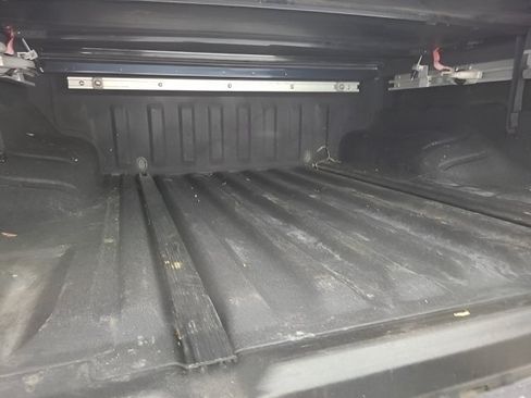 Used 2016 Nissan Frontier PRO-4X AWD/4WD image 36