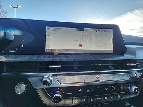 Used 2023 Kia Telluride SX image 8