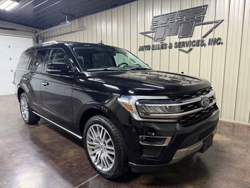 Used 2024 Ford Expedition Limited AWD/4WD image 9
