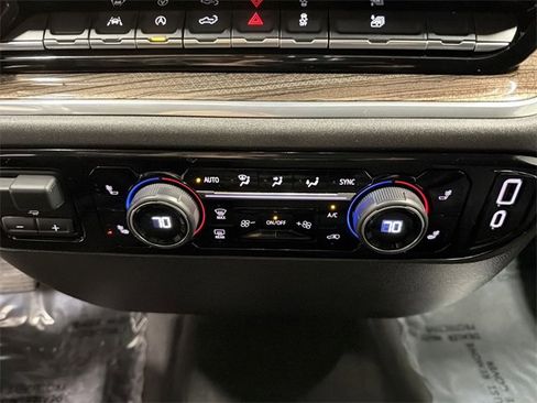 Certified 2025 Chevrolet Silverado 1500 LT w/ Convenience Package II image 29