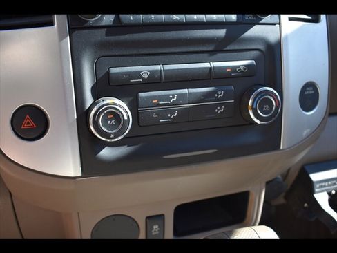 Used 2016 Nissan Frontier SV RWD image 11