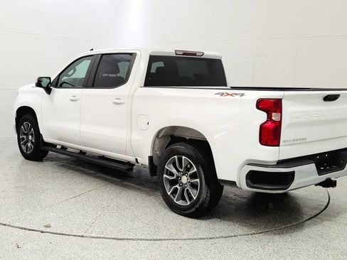 Used 2022 Chevrolet Silverado 1500 LT image 6