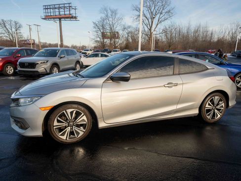 Used 2017 Honda Civic EX-L image 3