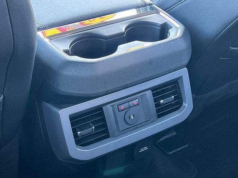 Used 2023 Ford F250 Lariat w/ FX4 Off-Road Package image 15