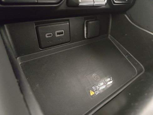 Used 2024 Chevrolet Tahoe LT image 27