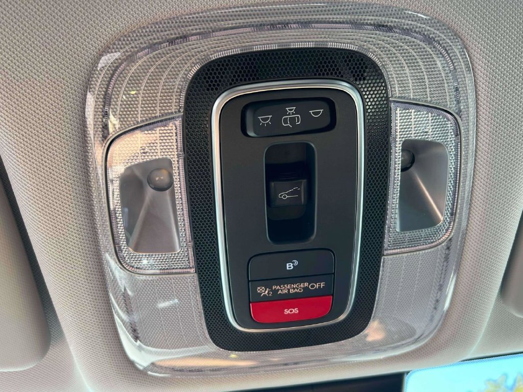 New 2027 Hyundai Kona Limited AWD/4WD image 17