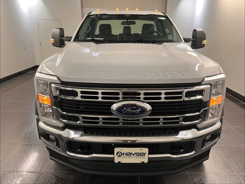 New 2025 Ford F550 4x4 Regular Cab Super Duty image 2