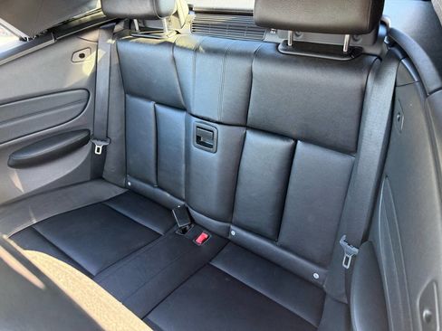 Used 2011 BMW 128i Convertible image 19