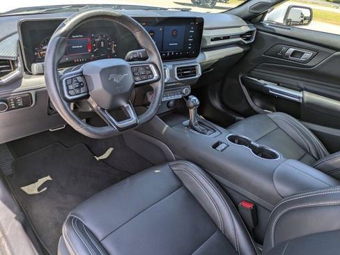 Used 2025 Ford Mustang Premium RWD image 14