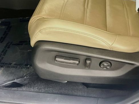 Used 2021 Honda CR-V EX-L image 16