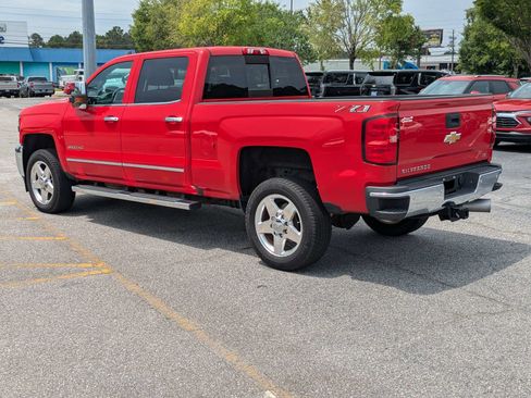 Used 2018 Chevrolet Silverado 2500 LTZ w/ Duramax Plus Package AWD/4WD image 6