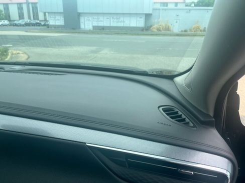 Used 2025 Buick Encore GX Preferred FWD image 34