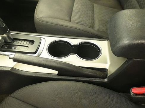 Used 2010 Ford Fusion SE FWD image 23