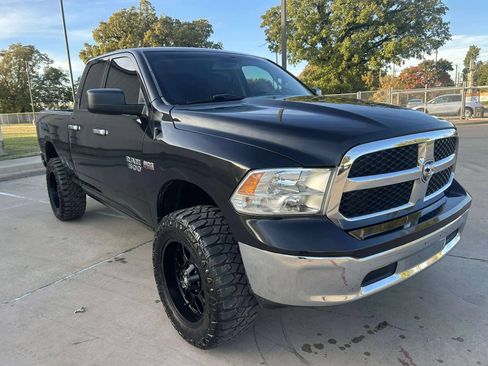 Used 2016 RAM 1500 Classic SLT image 2